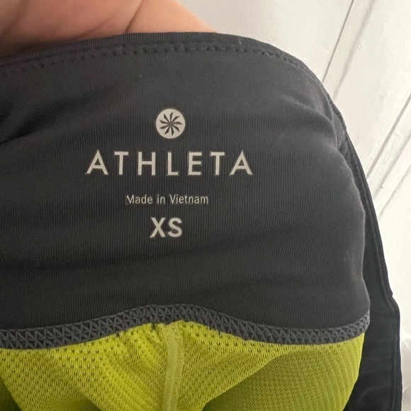 Athleta Runaround Skort Tennis Skirt Charcoal Gray XS - Picture 7 of 9